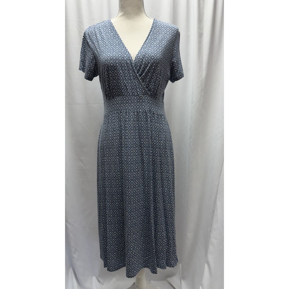 L L Bean Dress Womens Size S Short Sleeve Rayon Fit and Flare Pullover V-neck